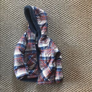 Boys 4T Patagonia reversible tribbles jacket